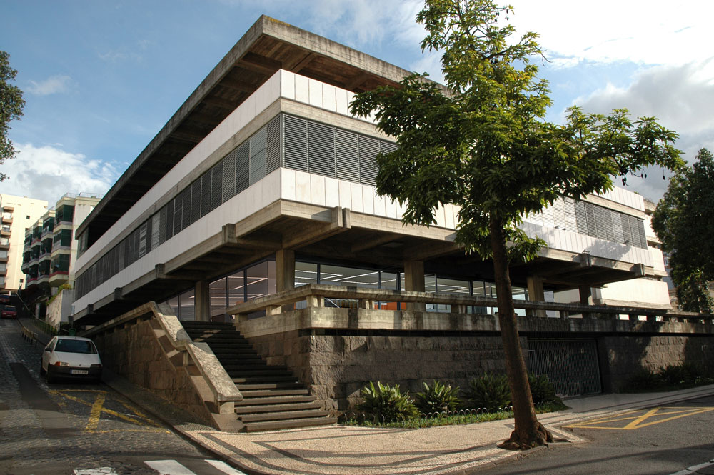 Rehabilitation of the Regional Social Security Administration Building - Public Buildings